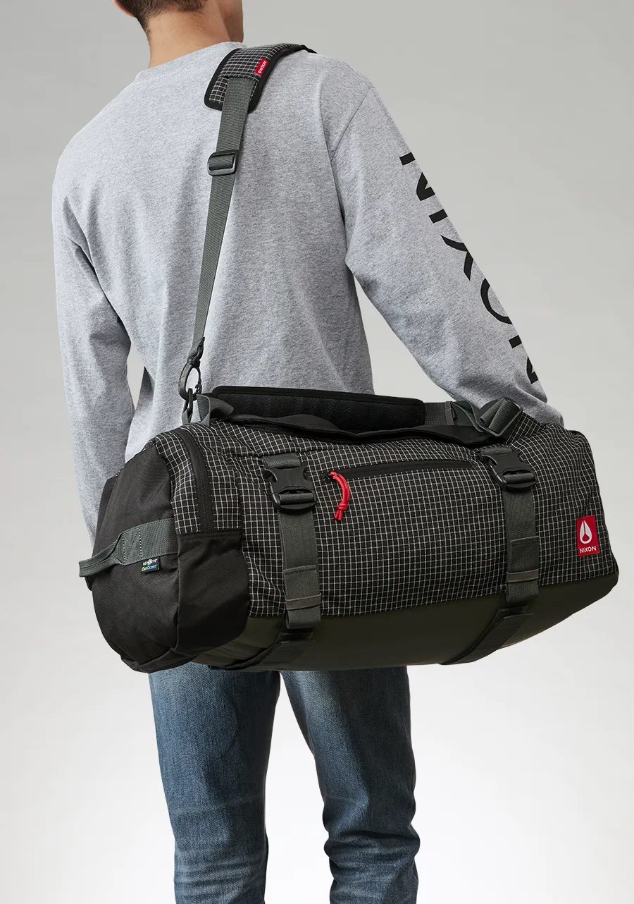 Escape 45L Duffel - Black / Charcoal