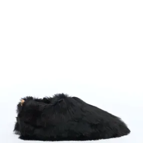 ETHICALLY AND CRUELTY FREE ALPACA SLIPPERS IN BLACK