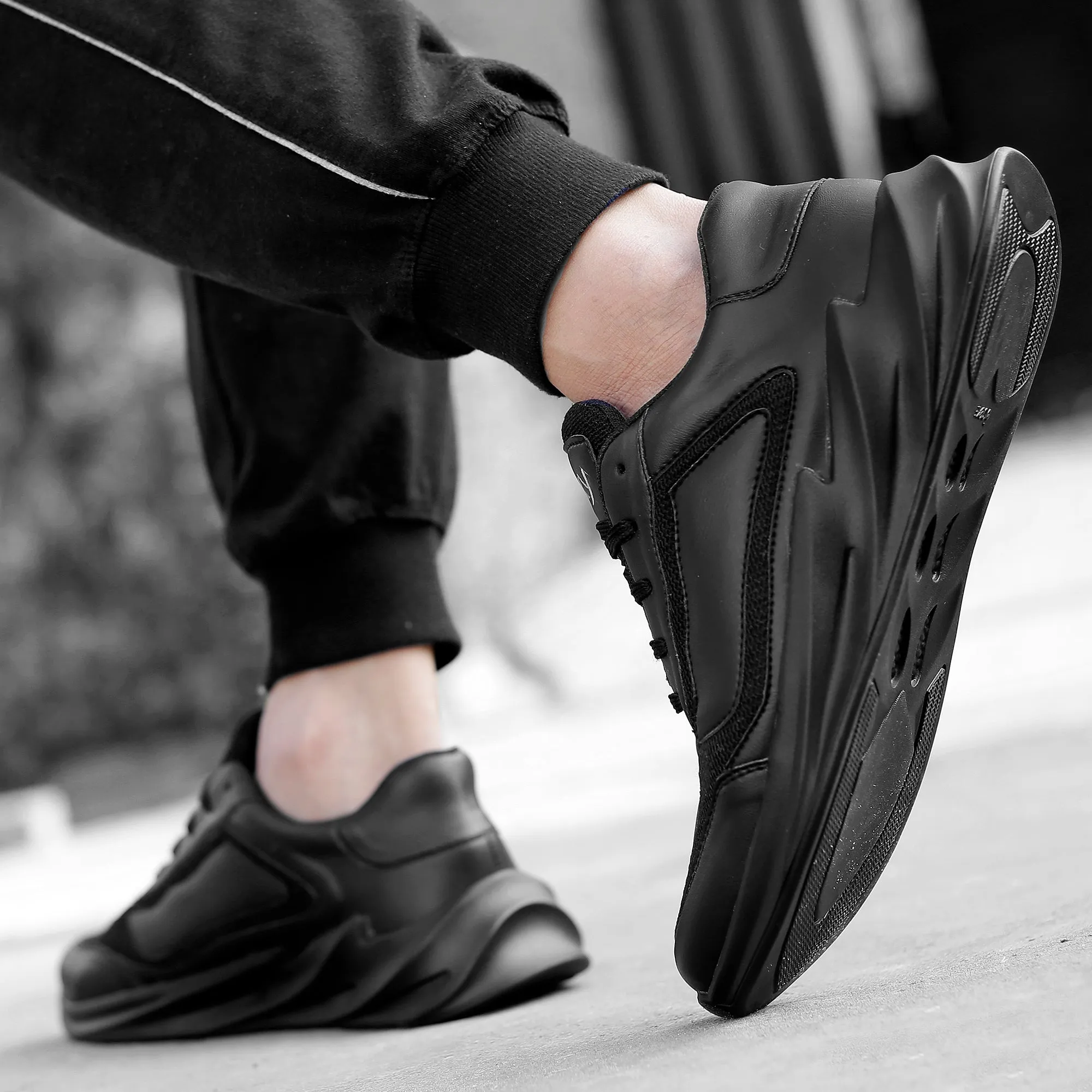 Men's Fashionable Everyday Wear Comfortable Sports Shoes