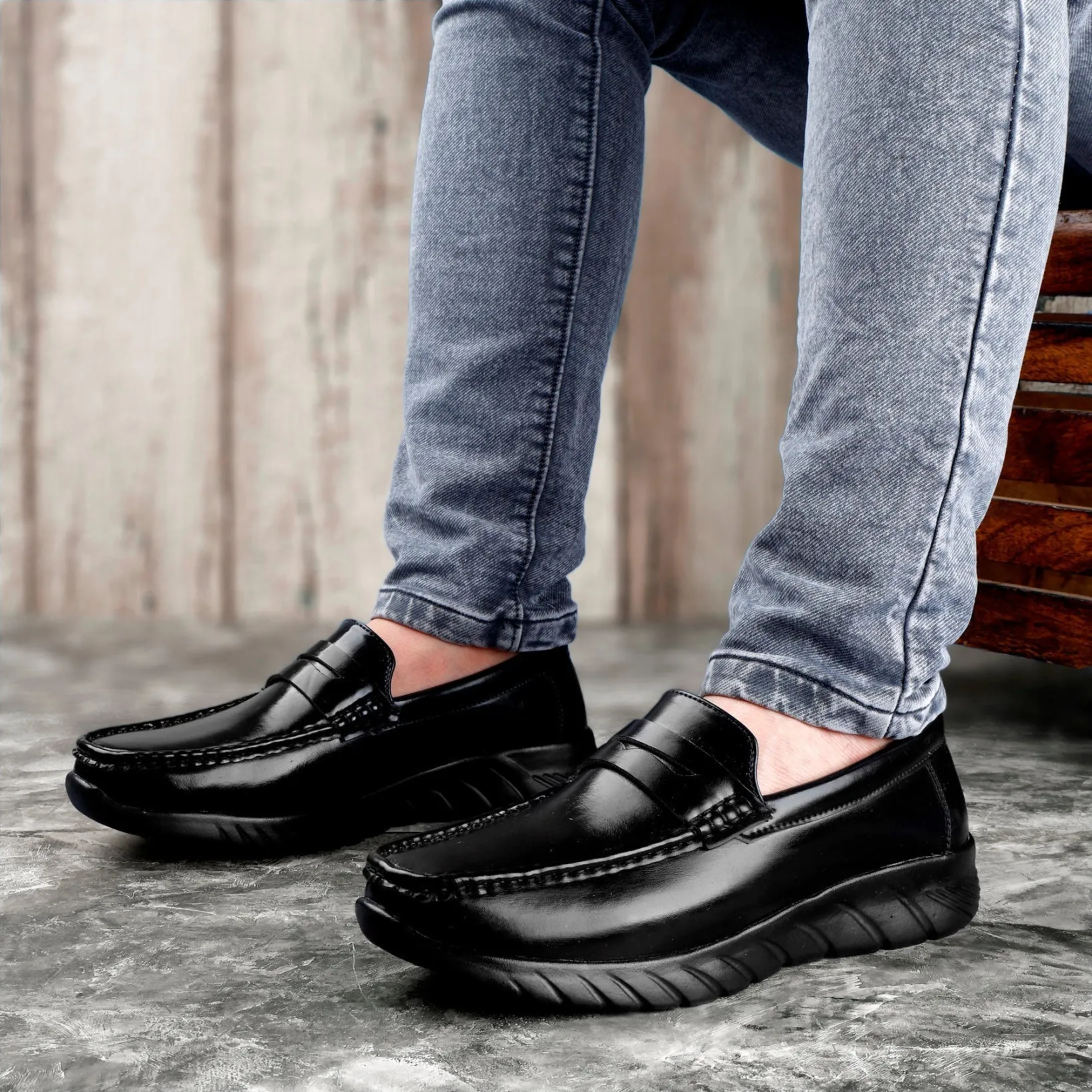 Men's High-end Fashionable Slip-On Loafers Shoes