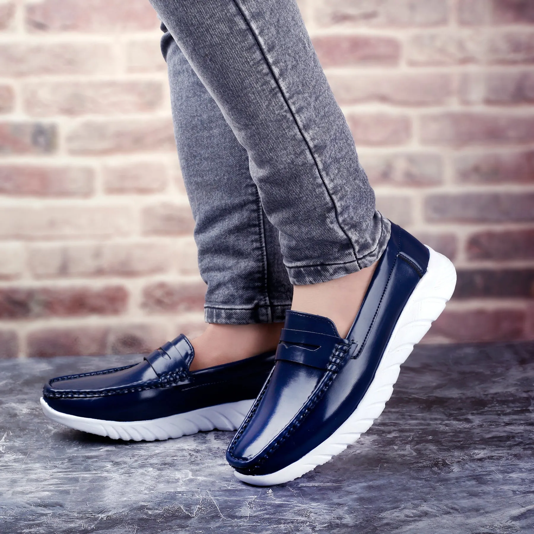 Men's High-end Fashionable Slip-On Loafers Shoes