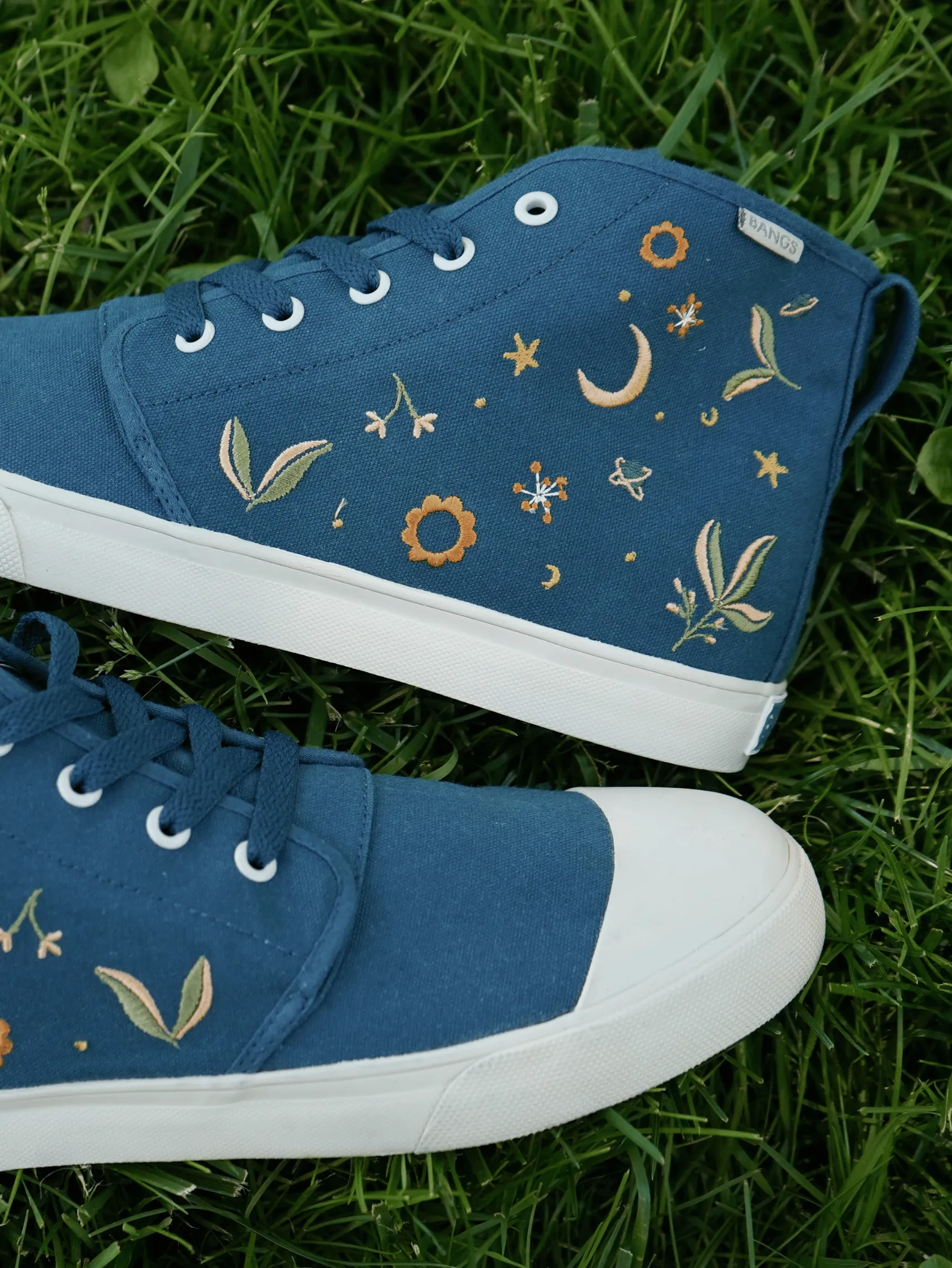 Moonlit Meadow High Top