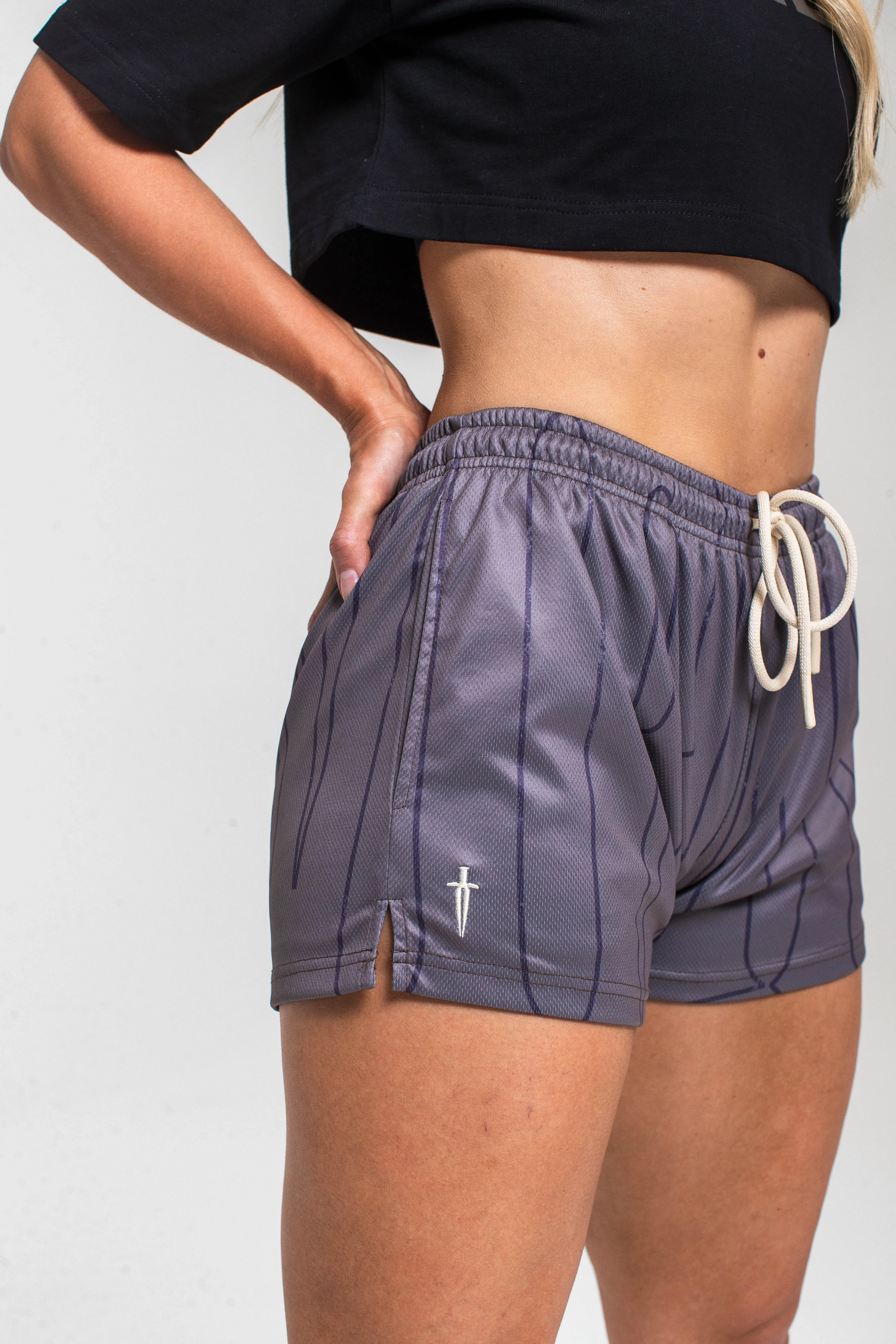 WOMEN'S REIGN MESH SHORT - ROCK